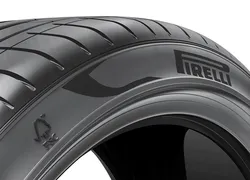 Pirelli P ZERO - 7